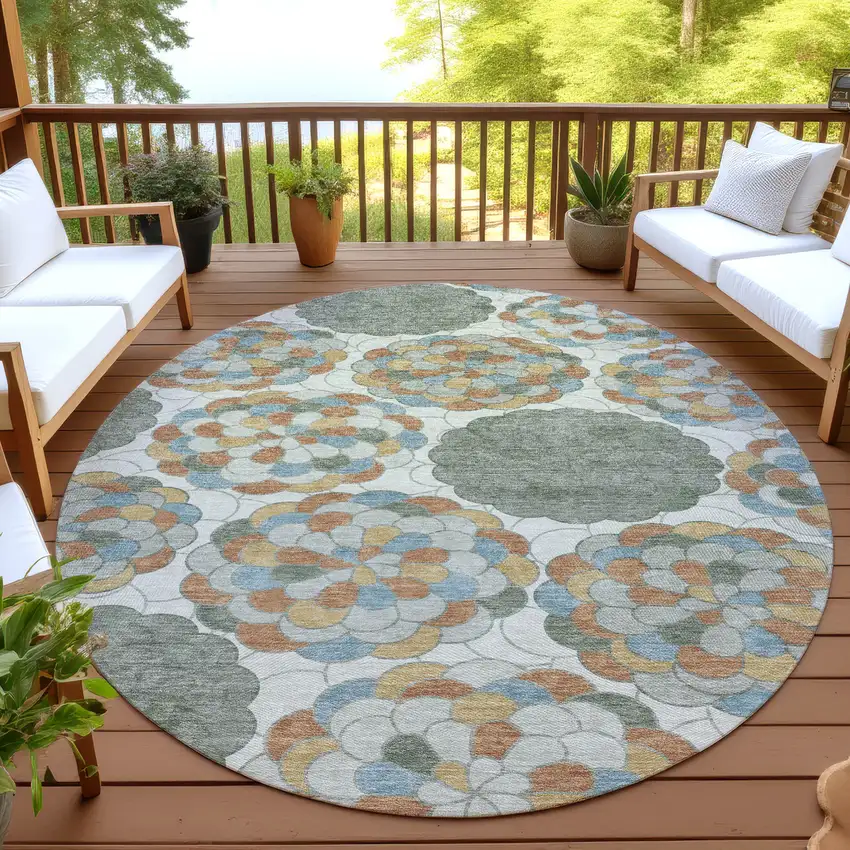 8' Green And Silver Round Floral Washable Indoor Outdoor Area Rug Photo 4