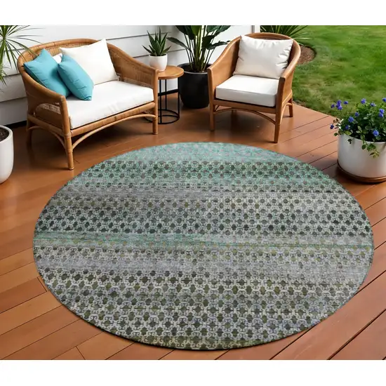 8' Green And Teal Blue Round Abstract Washable Indoor Outdoor Area Rug Photo 2