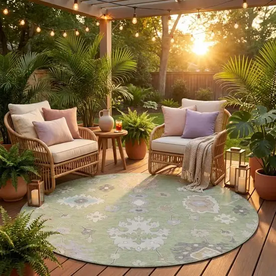8' Green And Teal Blue Round Oriental Washable Indoor Outdoor Area Rug Photo 1