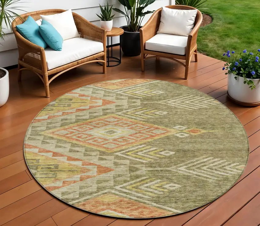 8' Green And Terra Cotta Round Southwestern Washable Indoor Outdoor Area Rug Photo 1