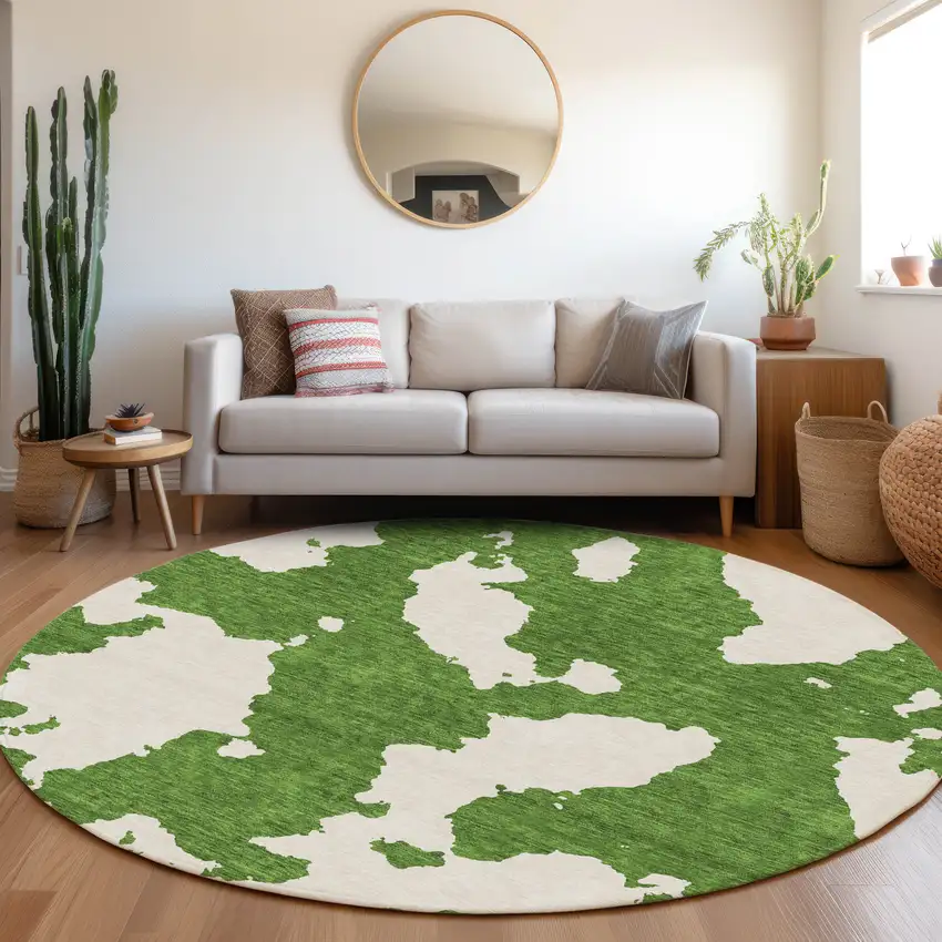 8' Green And White Abstract Washable Round Rug With UV Protection Photo 4
