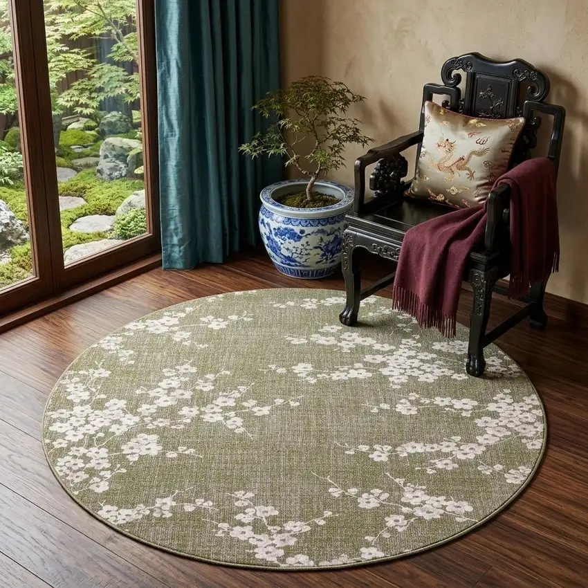 5' Green And White Oriental ,Washable, Non Skid Round Rug Photo 1