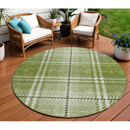 8' Green Black And Ivory Round Plaid Washable Indoor Outdoor Area Rug Photo 1