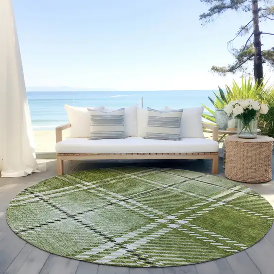 8' Green Black And Ivory Round Plaid Washable Indoor Outdoor Area Rug Photo 6