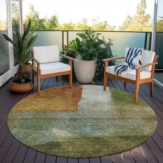 8' Green Copper And Beige Round Abstract Washable Indoor Outdoor Area Rug Photo 7