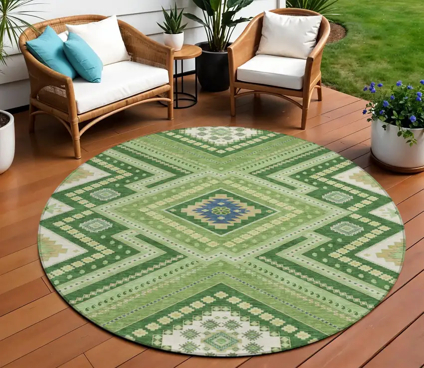 8' Green Ivory And Beige Round Tribal Washable Indoor Outdoor Area Rug Photo 1