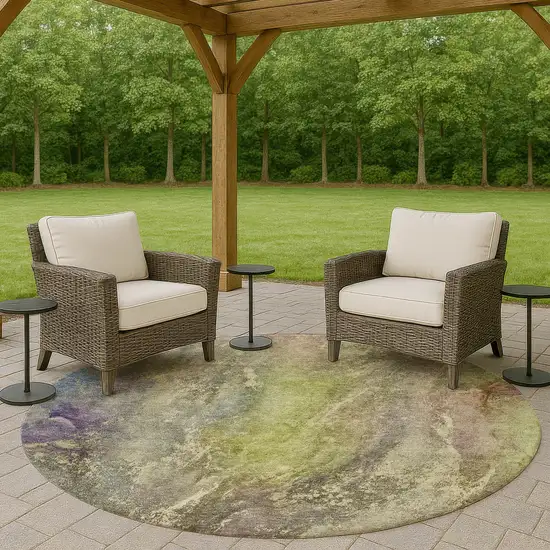 8' Green Pink And Gold Round Abstract Washable Indoor Outdoor Area Rug Photo 7