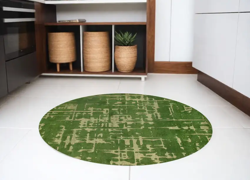 8' Green Round Abstract Non Skid Area Rug Photo 1