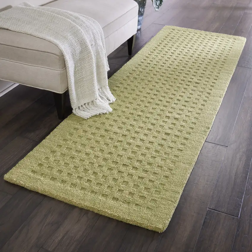 8' Green Wool Runner Rug Photo 5
