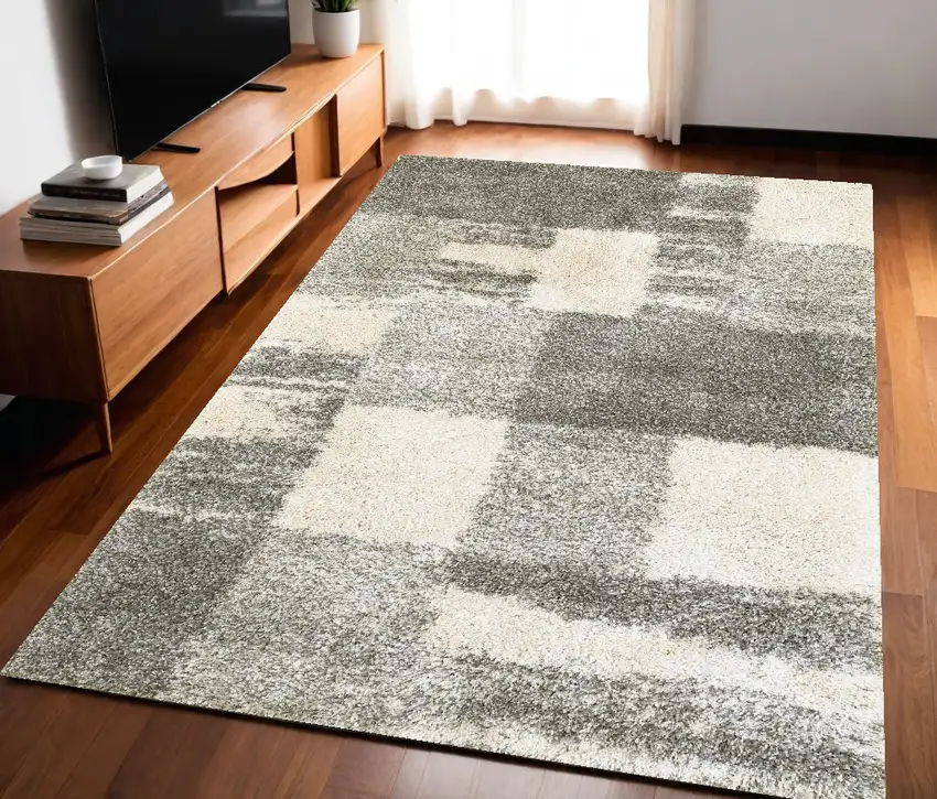 5 Grey Ivory And Silver Geometric Shag Power Loom Stain Resistant Area Rug Photo 1