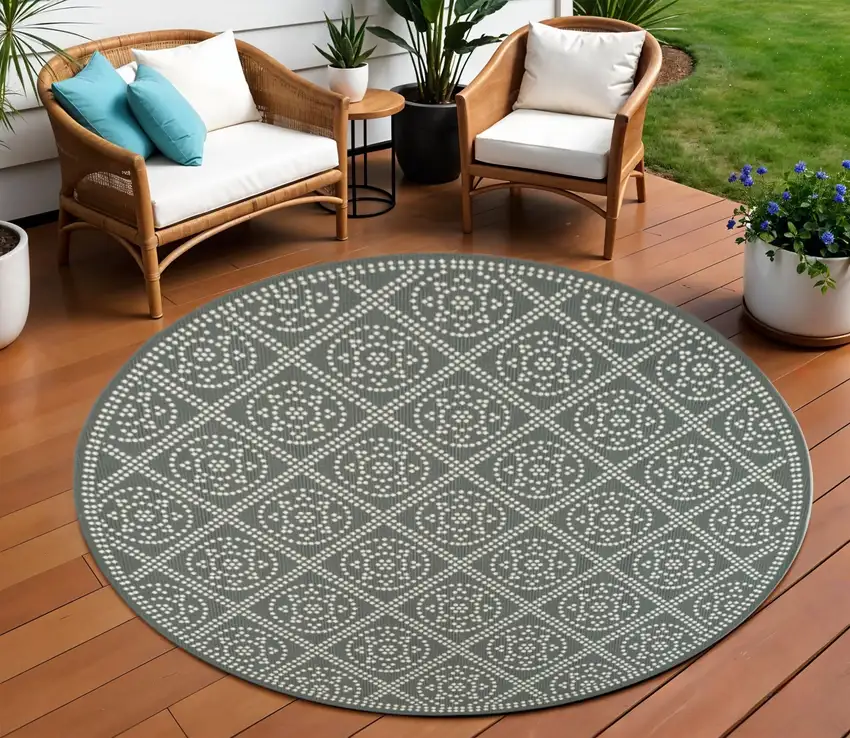 Gray and Ivory Round Geometric Stain Resistant Indoor Outdoor Area Rug Photo 1