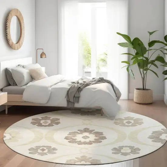 8' Ivory And Beige Medallion Washable Round Rug With UV Protection Photo 5