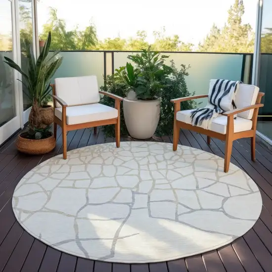 8' Ivory And Beige Round Abstract Washable Indoor Outdoor Area Rug Photo 7