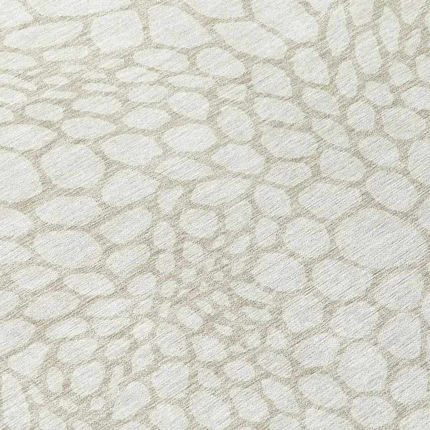 8' Ivory And Beige Round Geometric Washable Indoor Outdoor Area Rug Photo 8