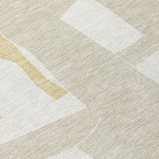 8' Ivory And Beige Round Geometric Washable Indoor Outdoor Area Rug Photo 5