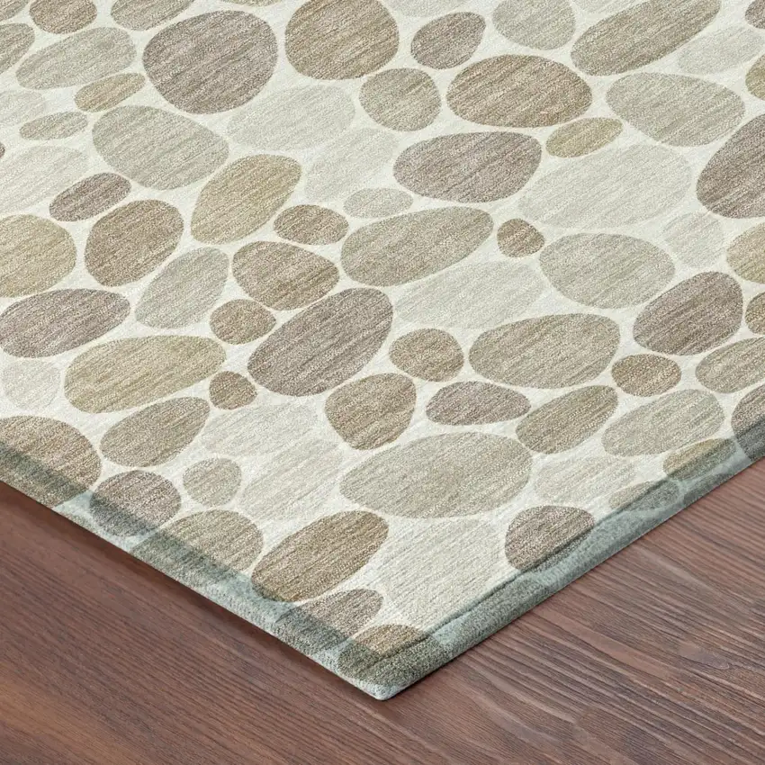 8' Ivory And Beige Round Geometric Washable Indoor Outdoor Area Rug Photo 3
