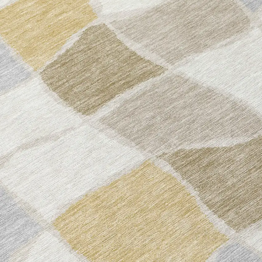 8' Ivory And Beige Round Geometric Washable Indoor Outdoor Area Rug Photo 4
