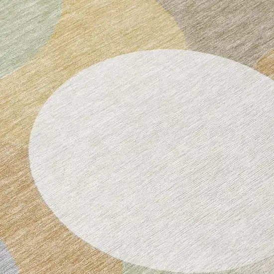 8' Ivory And Beige Round Geometric Washable Indoor Outdoor Area Rug Photo 5