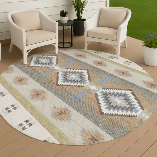8' Ivory And Beige Round Southwestern Washable Indoor Outdoor Area Rug Photo 4
