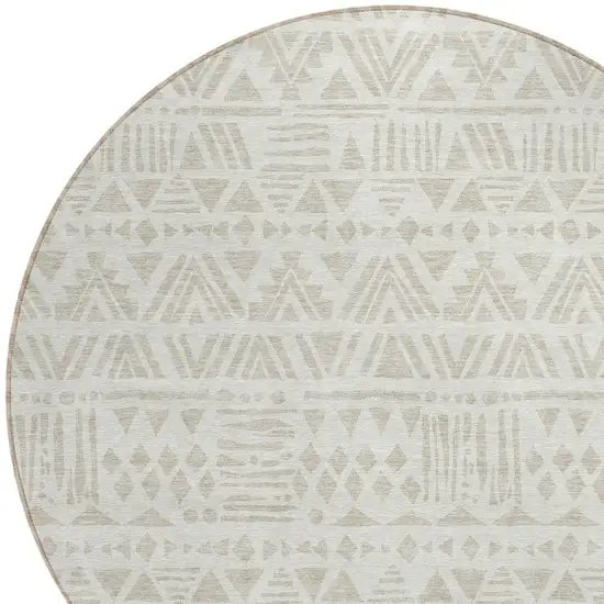 8' Ivory And Beige Round Southwestern Washable Indoor Outdoor Area Rug Photo 4