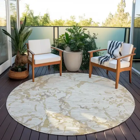 8' Ivory And Beige Round Striped Washable Indoor Outdoor Area Rug Photo 7