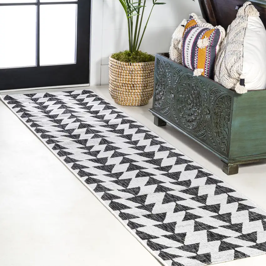 10' Ivory And Black Geometric Indoor Outdoor Runner Rug Photo 4