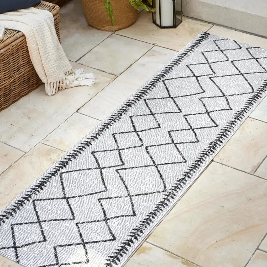 8' Ivory And Black Trellis Indoor Outdoor Runner Rug Photo 5
