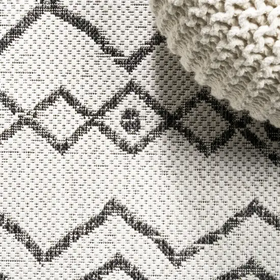 8' Ivory And Black Trellis Indoor Outdoor Runner Rug Photo 1