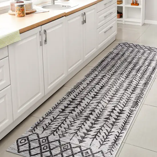 10' Ivory And Black Trellis Indoor Outdoor Runner Rug Photo 6