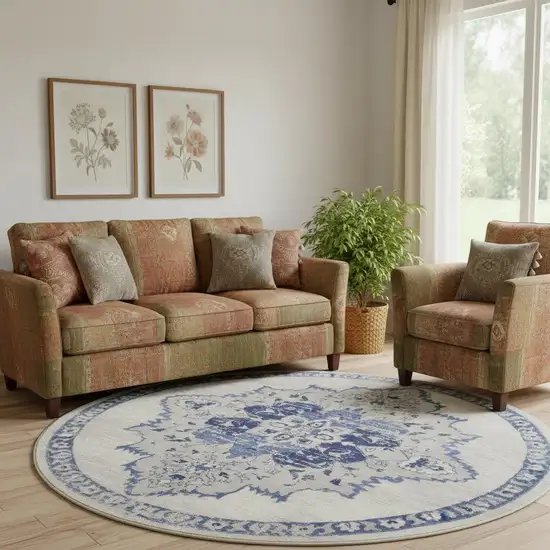 8' Ivory And Blue Floral Round Rug Photo 1