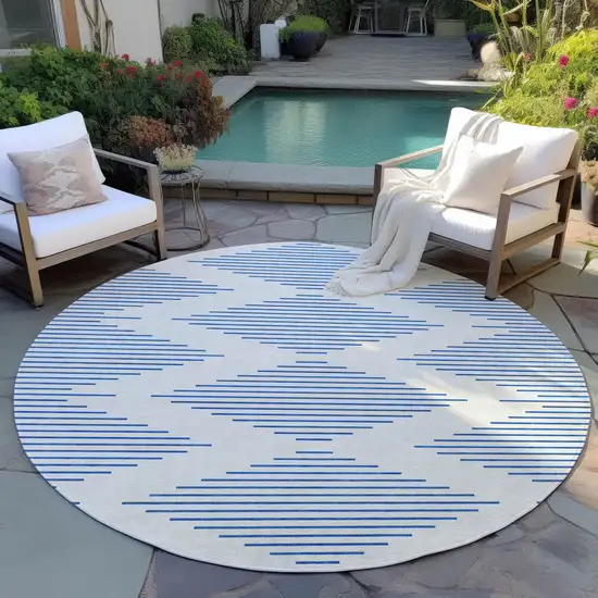 8' Ivory And Blue Round Geometric Washable Indoor Outdoor Area Rug Photo 6