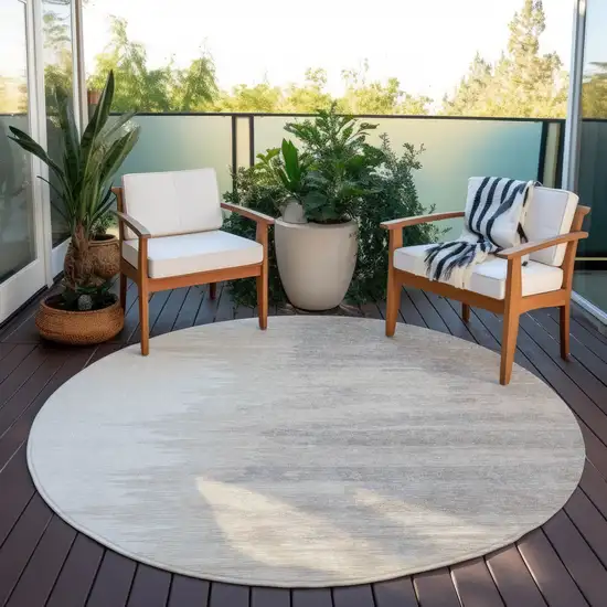8' Ivory And Brown Round Abstract Washable Indoor Outdoor Area Rug Photo 7