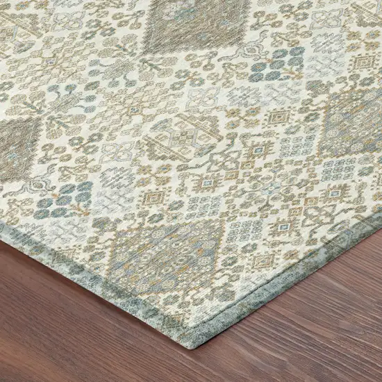 8' Ivory And Copper Round Geometric Washable Indoor Outdoor Area Rug Photo 6