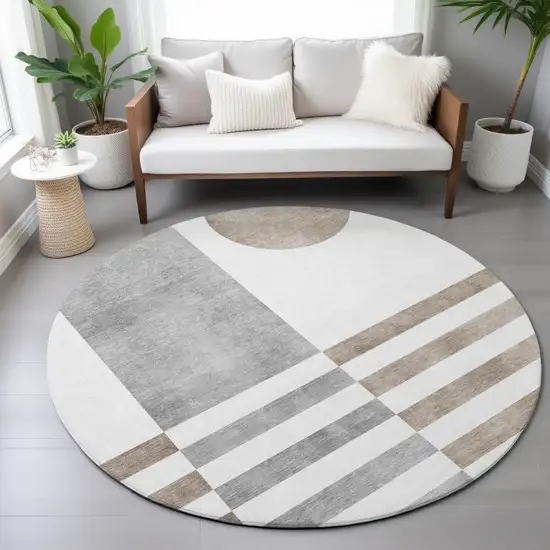 8' Ivory And Gray Round Geometric Washable Indoor Outdoor Area Rug Photo 7