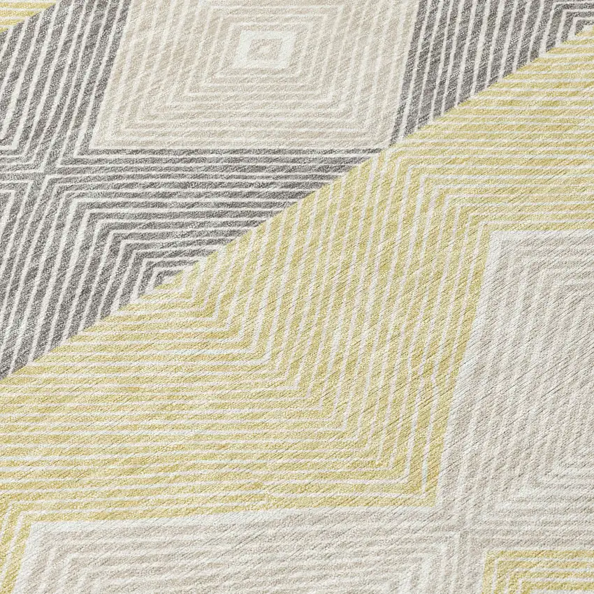 8' Ivory And Gray Round Geometric Washable Indoor Outdoor Area Rug Photo 7