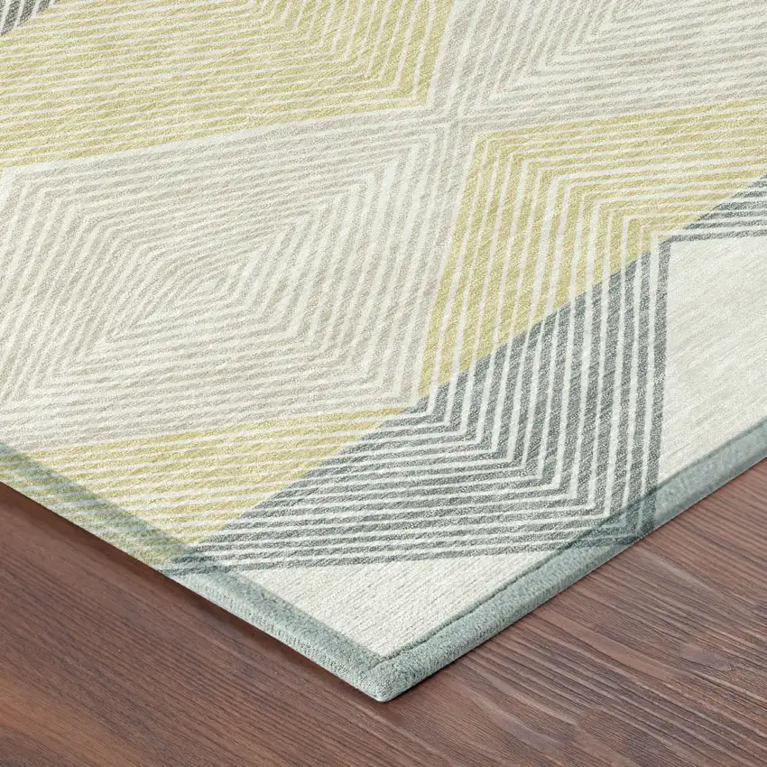 8' Ivory And Gray Round Geometric Washable Indoor Outdoor Area Rug Photo 6