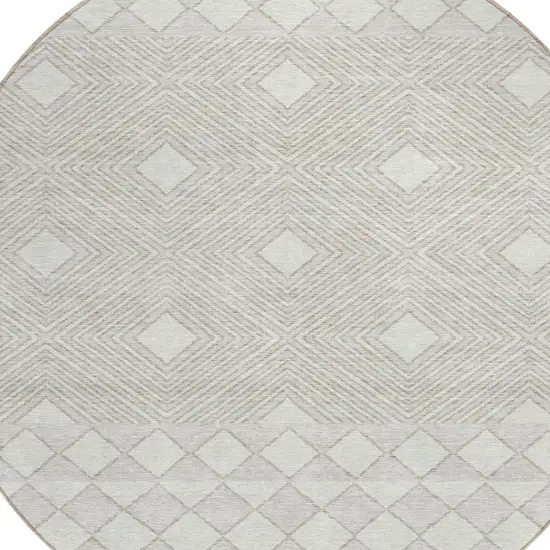 8' Ivory And Gray Round Geometric Washable Indoor Outdoor Area Rug Photo 4