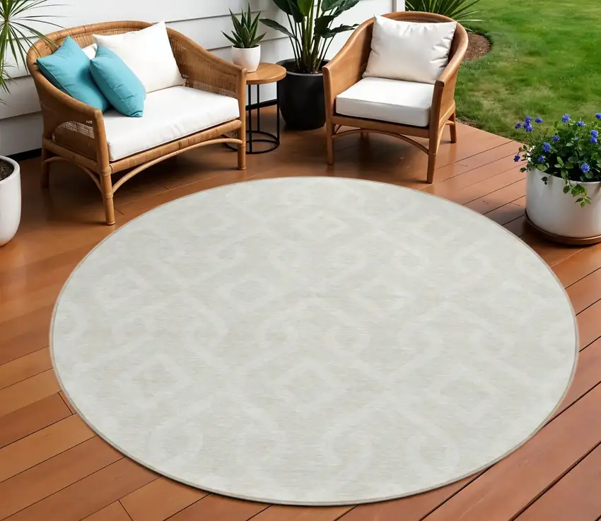 8' Ivory And Light Gray Round Geometric Washable Indoor Outdoor Area Rug Photo 1