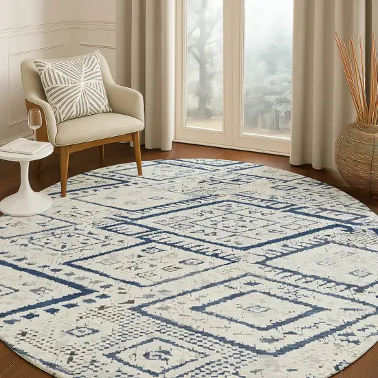 8' Ivory And Navy Blue Round Geometric Washable Indoor Outdoor Area Rug Photo 5