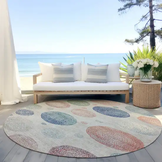 8' Ivory And Peach Round Geometric Washable Indoor Outdoor Area Rug Photo 5