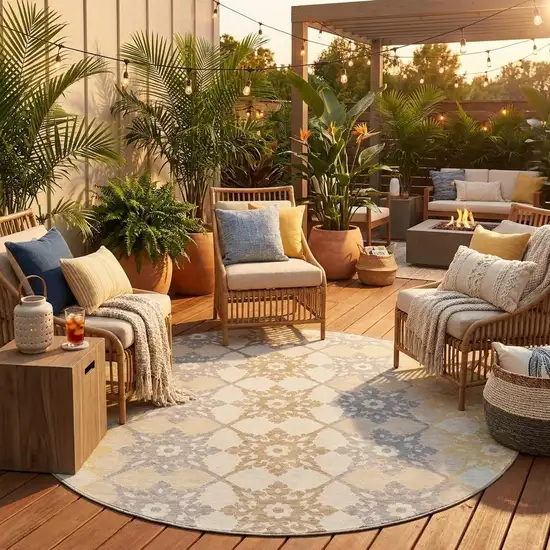 8' Ivory And Silver Round Floral Medallion Washable Indoor Outdoor Area Rug Photo 1