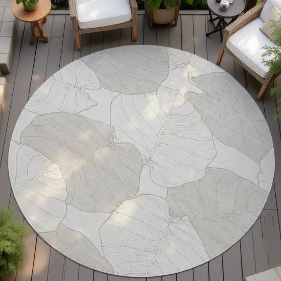 8' Ivory And Silver Round Floral Washable Indoor Outdoor Area Rug Photo 4
