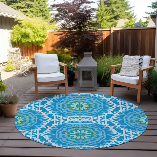 8' Ivory And Sky Blue Round Floral Medallion Washable Indoor Outdoor Area Rug Photo 6