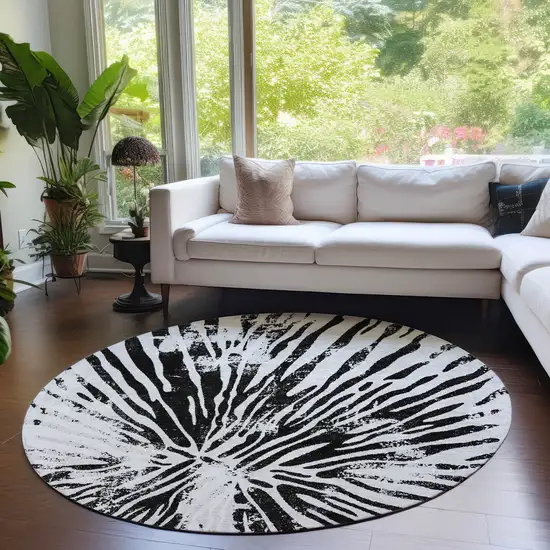 8' Ivory Black And Gray Round Abstract Washable Indoor Outdoor Area Rug Photo 7