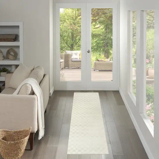 8' Ivory Checkered Runner Rug Photo 5