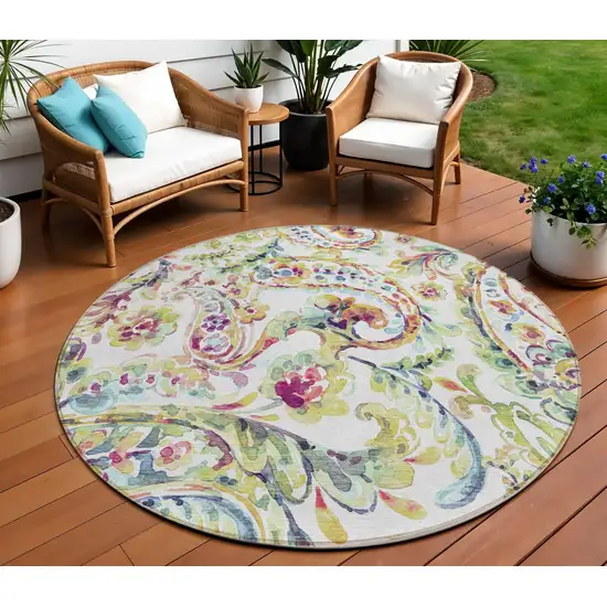 8' Ivory Fern Green And Artichoke Green Round Paisley Washable Indoor Outdoor Area Rug Photo 1