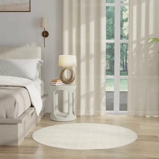 4' Ivory Geometric Round Rug Photo 6