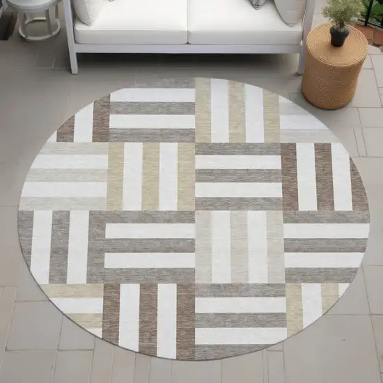 8' Ivory Gray And Brown Round Geometric Washable Indoor Outdoor Area Rug Photo 7