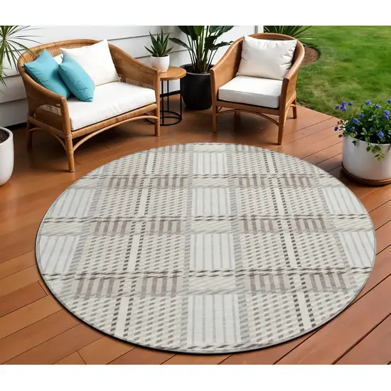 8' Ivory Gray And Brown Round Plaid Washable Indoor Outdoor Area Rug Photo 1