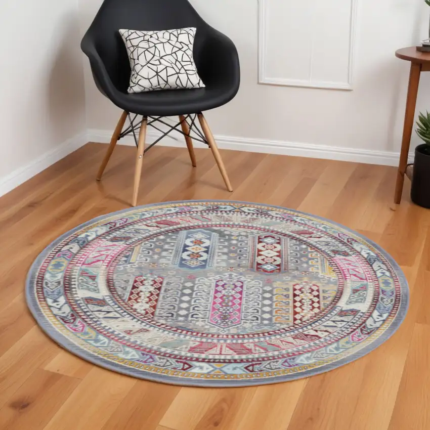 6' Ivory Gray And Red Floral Distressed Round Rug Photo 1